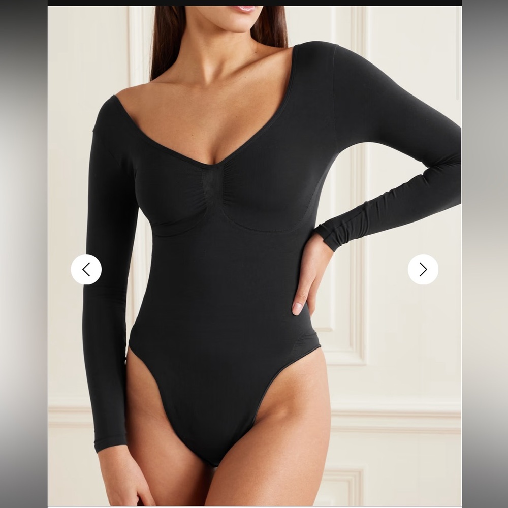 sold nwot skims low back long sleeve sculpting bodysuit in onyx size small
